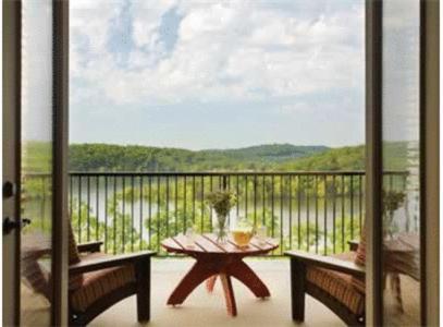 Hotel The Cliffs At Long Creek Ridgedale Exterior foto
